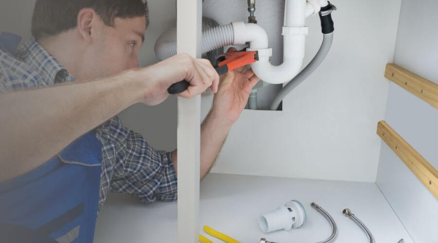 Expert burst pipe repair services in Boomer, NC